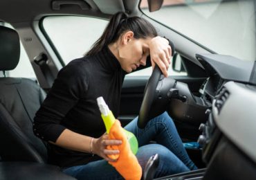 Common Car Cleaning Mistakes