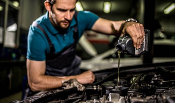 The Ultimate Guide to Changing Your Car's Engine Oil: A Step-by-Step Tutorial